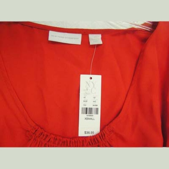 New York & Company Red belted sleeveless top XS - Picture 3 of 3